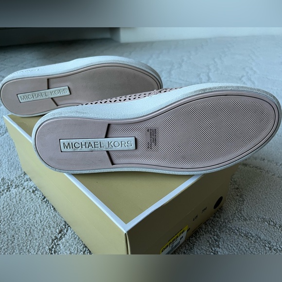 Michael Kors Olivia slip on sneakers. - Picture 4 of 4